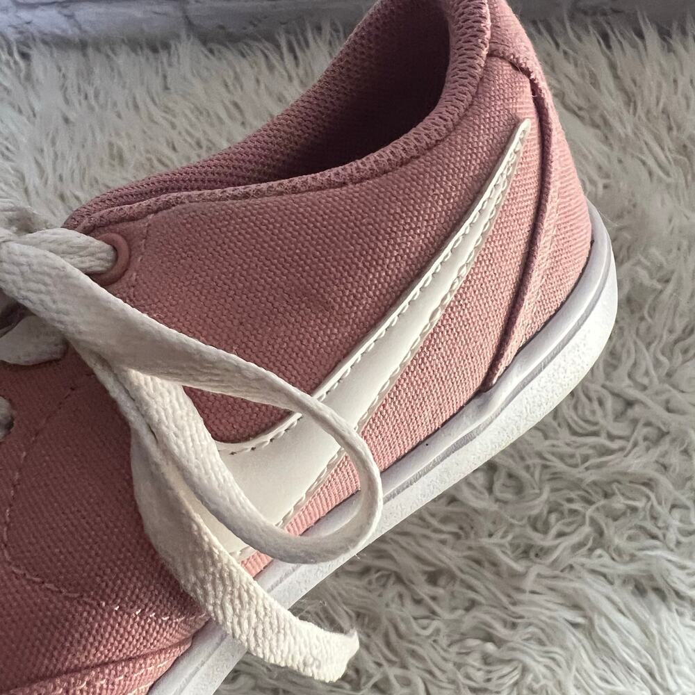 Nike Dusty Rose Women Tennis Shoe 921463-611 - Picture 11 of 11